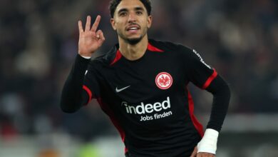 المرشحون لجائزة لاعب شهر نوفمبر في الدوري الألماني.. موقف عمر مرموش