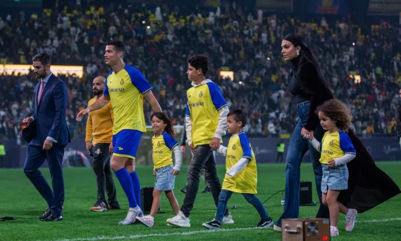 جورجينا تمنع كريستيانو رونالدو من تصرف وحيد بالمنزل!